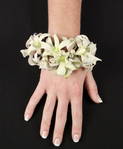 premade wrist corsages
